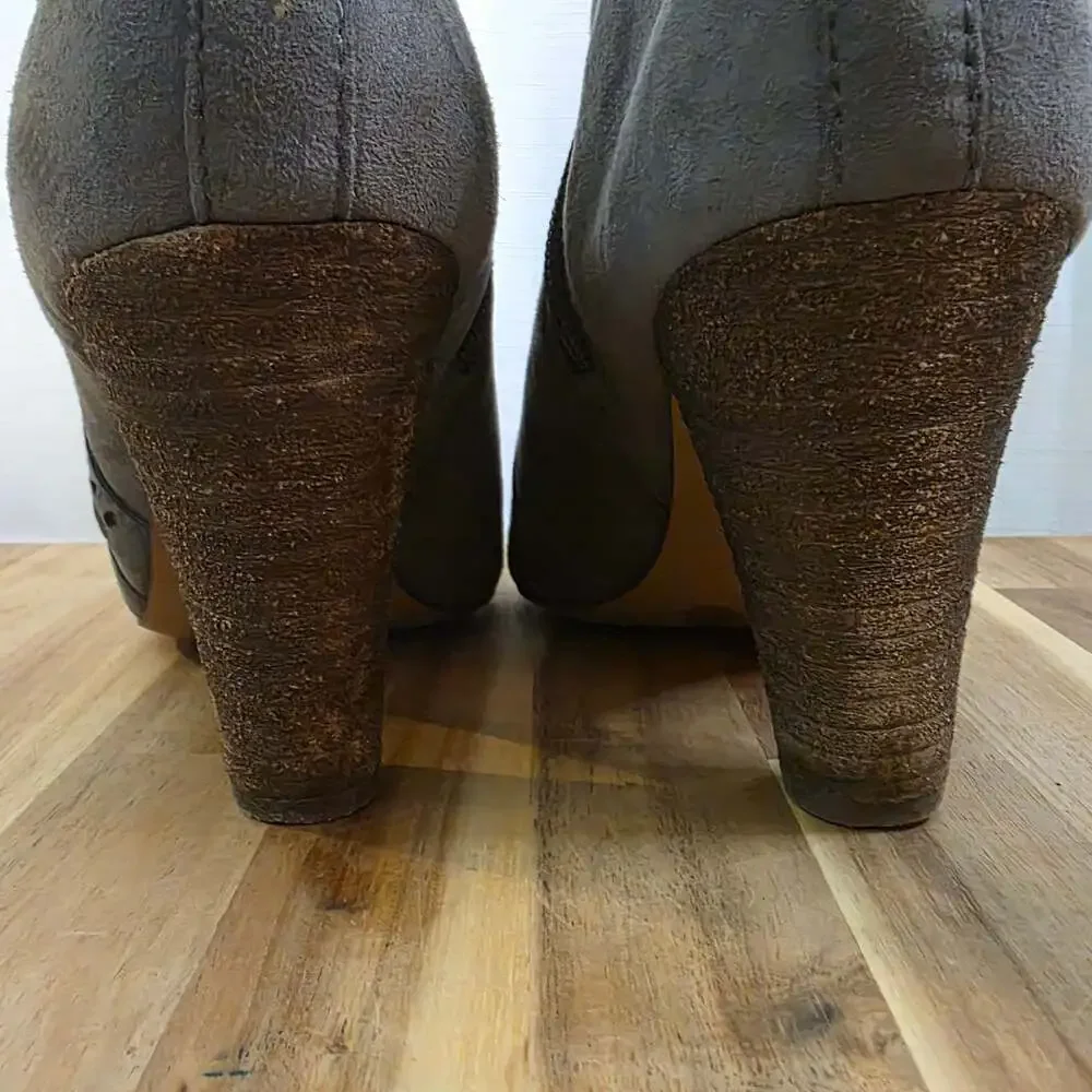 Vince Camuto Reeista Gray Suede Almond Toe Ankle Booties